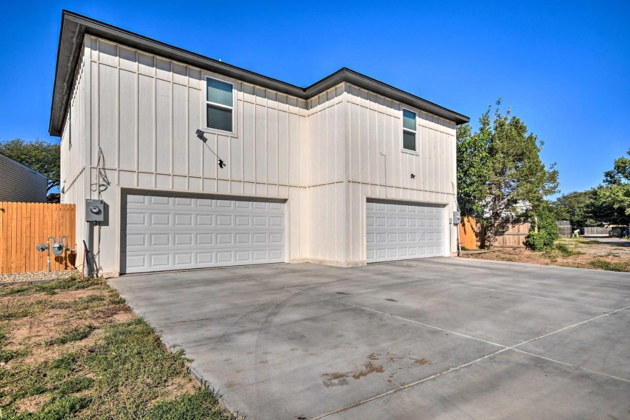 Bright Amarillo Townhome Near Parks And Town! Exterior photo